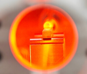 1500℃紅外聚焦加熱系統(tǒng)：陶瓷基復(fù)合材料測(cè)試的革命性突破