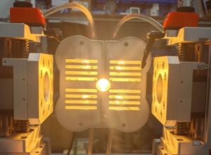 “專精特新企業”朗普光電—16 年深耕特種光源，賦能科研紅外線加熱全場景需求